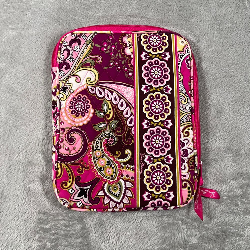 Vera Bradley Vibrant‎ Paisley Floral Quilted pad Bag Travel Organizer
